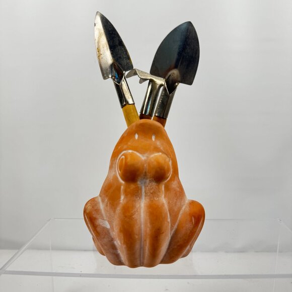 Terracotta Frog Pottery Figurine with 3 Mini Gardening Tools Clay Sculpture Gard - Picture 3 of 10